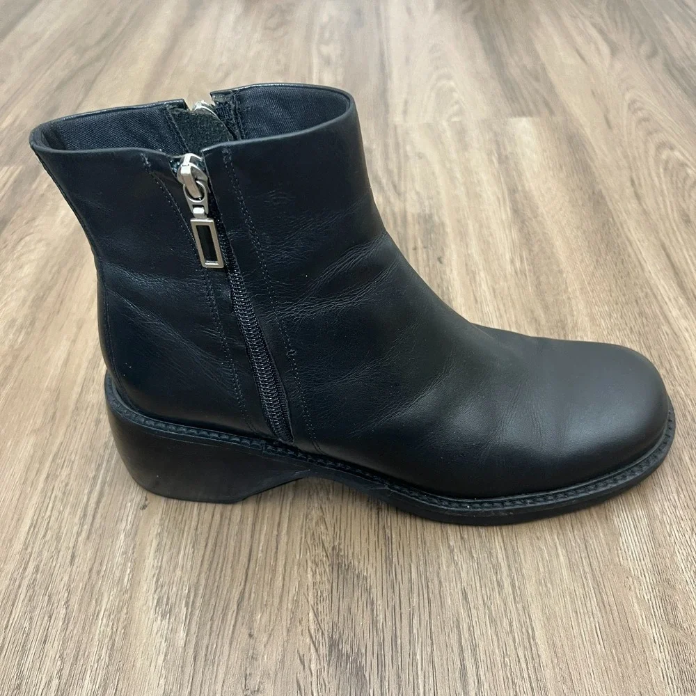 Black Leather Ankle Boots Side Zip Block Heel Moto Biker‎ Boots Women's 9.5